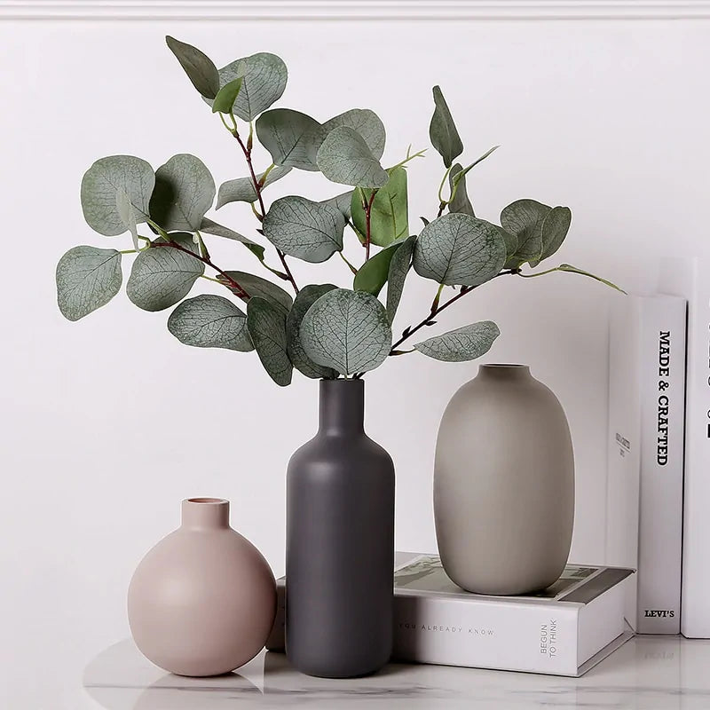 Modern Glass Vase Decor - Living Elephant